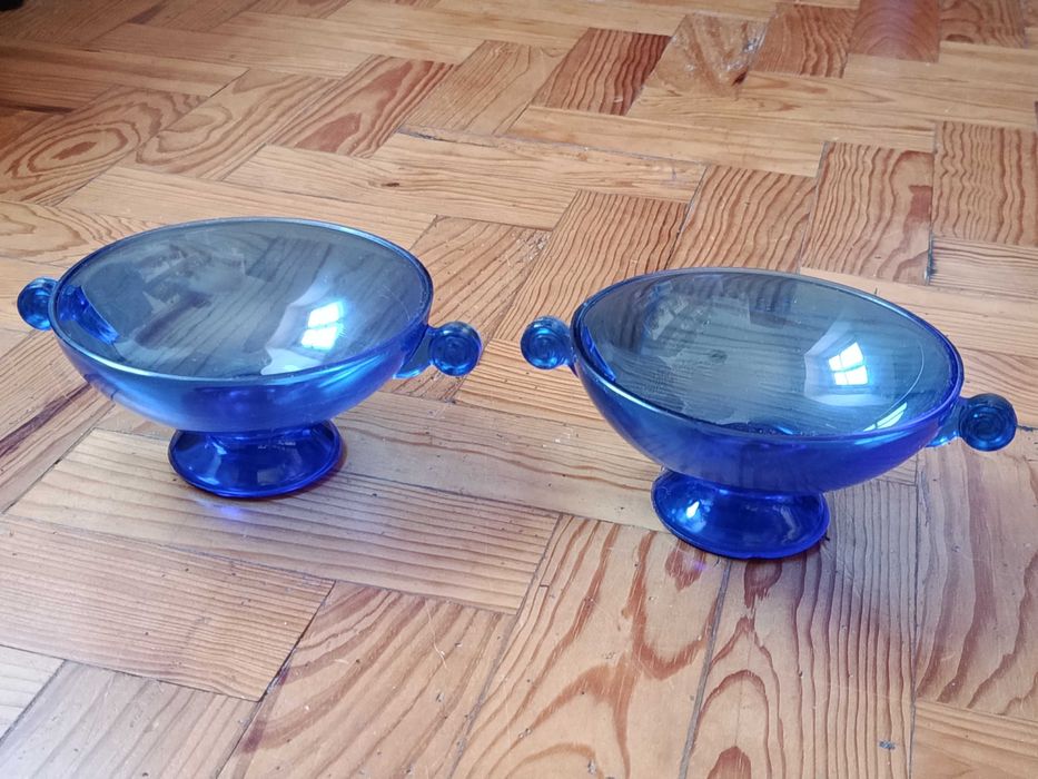 Taças vidro azul para fins diversos - decoraçao em azul