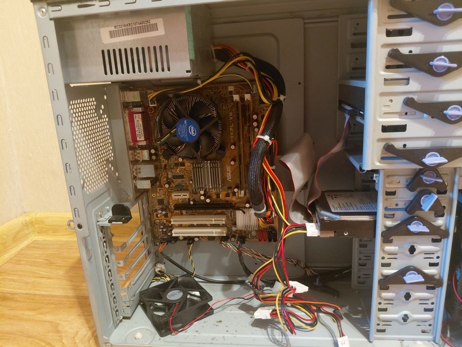 Системник блок Intel Core 2 Duo E8400