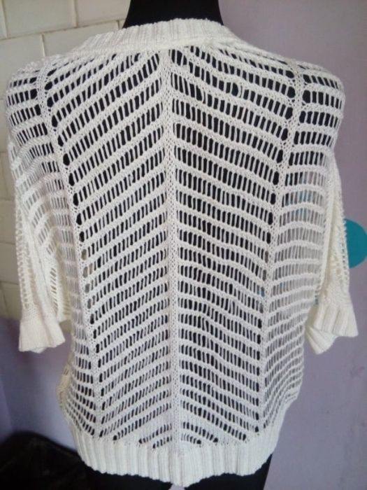 Sweterek Free Quent Biały Siatka Rozm. L