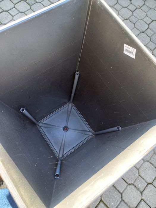 Sprzedam donicę CUBICO 50
