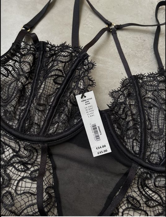 Білизна AnnSummers