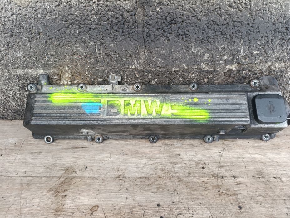 Кришка клапанів 2.5 TDS M51 Bmw E39 E34 Opel Omega B