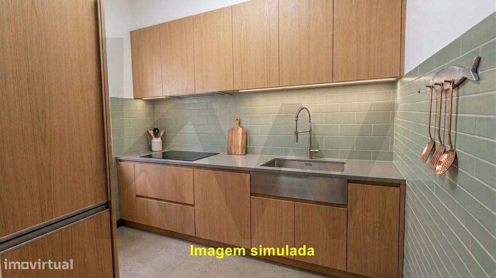 Encantadora Moradia T2 Unifamiliar com Garagem, Quintal e Churrasqueir