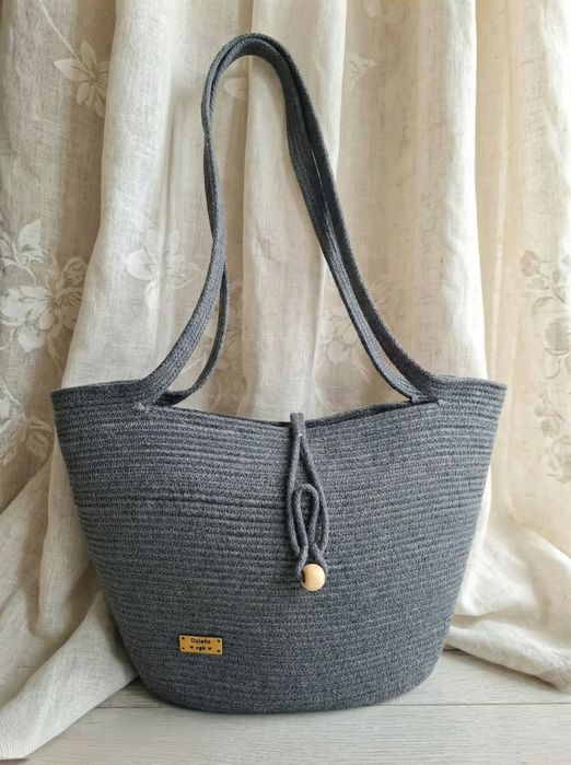 Torebki ręcznie robione że sznurka