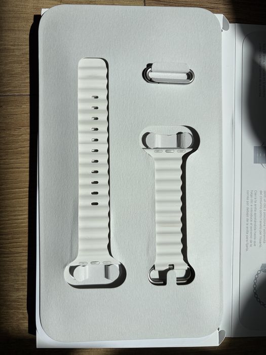 Pasek Apple Watch Ultra biały 49 mm