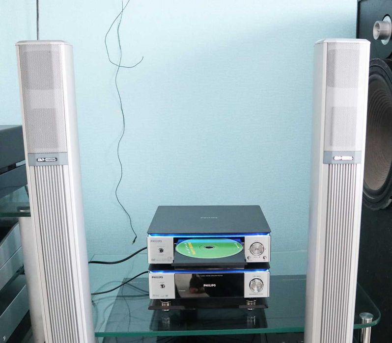 Стойка проигрыватель PHILIPS MCD 708/4Ω