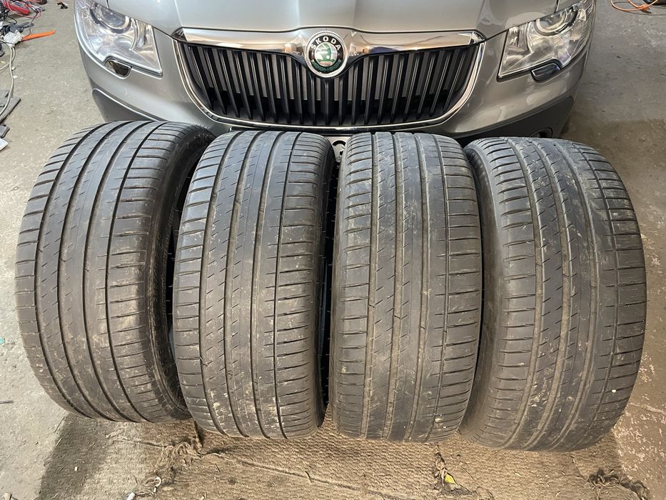 255/40 R20 Michelin Pilot Sport EV Acoustic TO