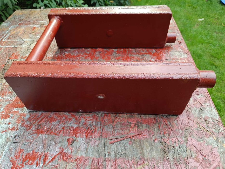 Wężownica ( podkowa ) prawa 40 x 40 x 13