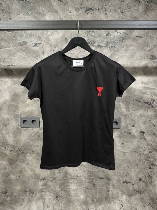 Женская Футболка AMI