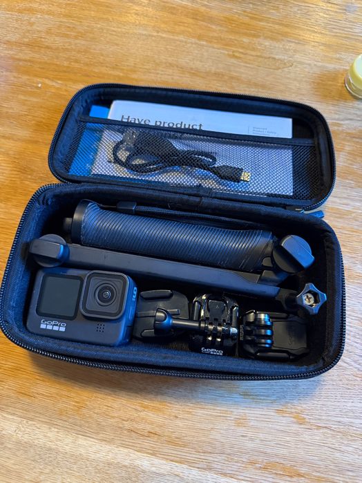 Kamera sportowa GoPro Hero 9 Black – Zestaw + Grip 3-Way + Akcesoria! Stan BDB