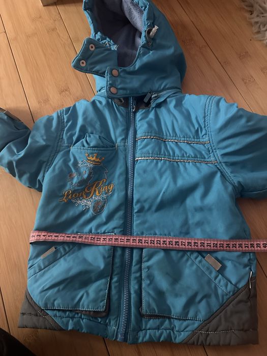 Дитячий костюм в гарному стані