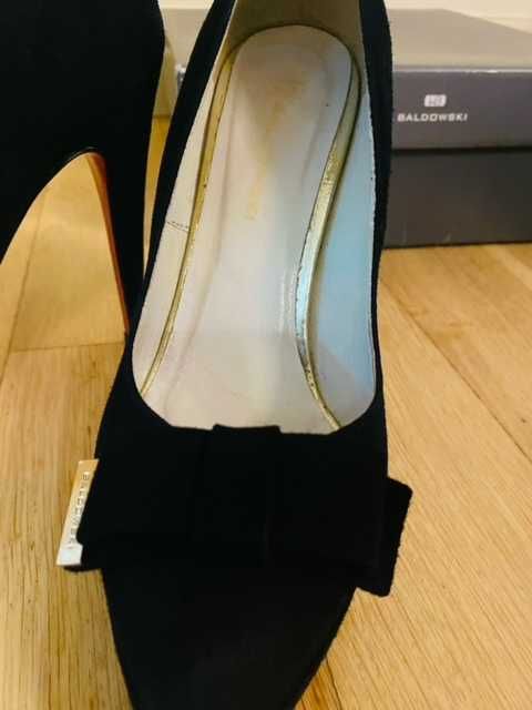 Buty czarne zamszowe szpilki BALDOWSKI - rozm. 36-37