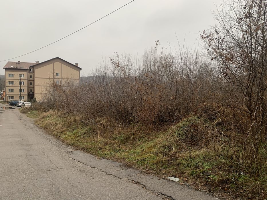 Продаж земельних ділянок