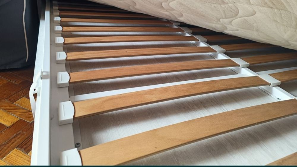 Cama casal rebatível/ oculta/ dobrável/ óptimo estado
