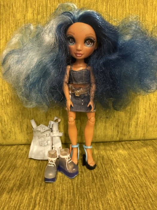 Lalka Rainbow High niebieska