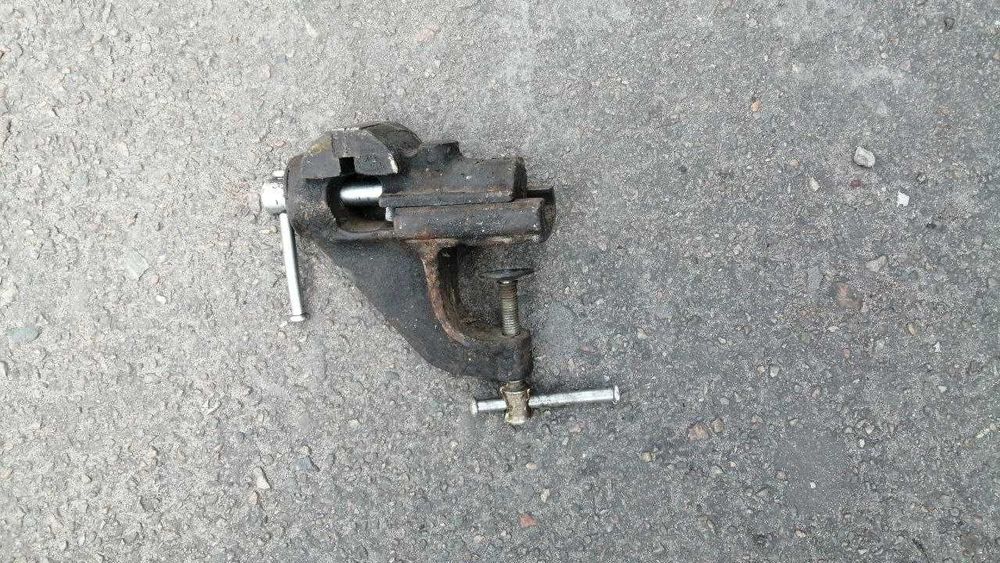 тиски маленькие 60 мм губки