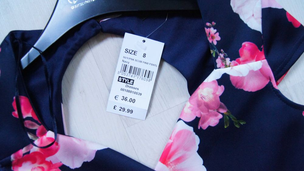 QUIZ - piękna sukienka, rozmiar 8 / S - nowa z metką