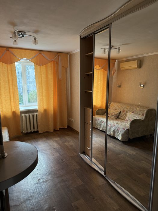 Продам кімнату в сімейному гуртожитку