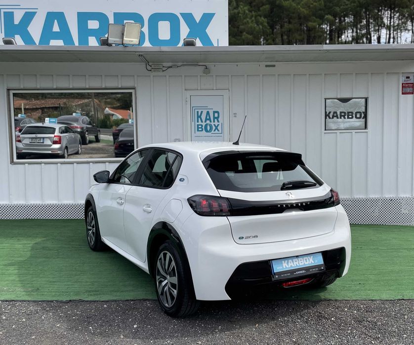 Peugeot e-208 50kWh Elétrico 2022