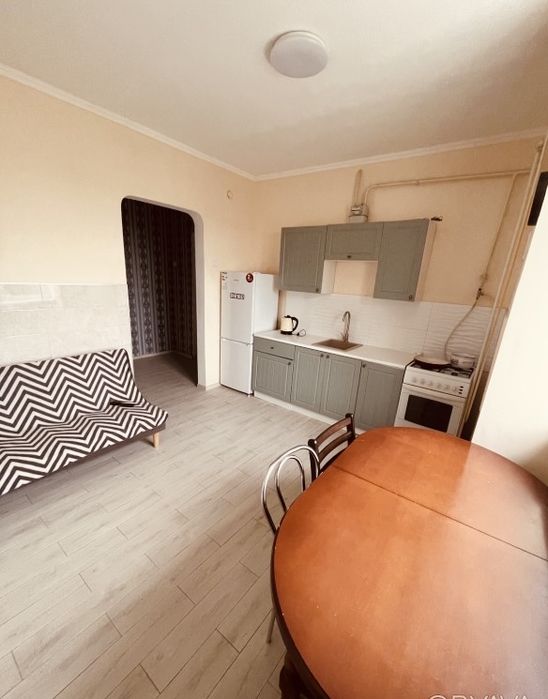 Аренда 1-к квартира 70м2 р-н Катрановка, в цену включены комун. платеж