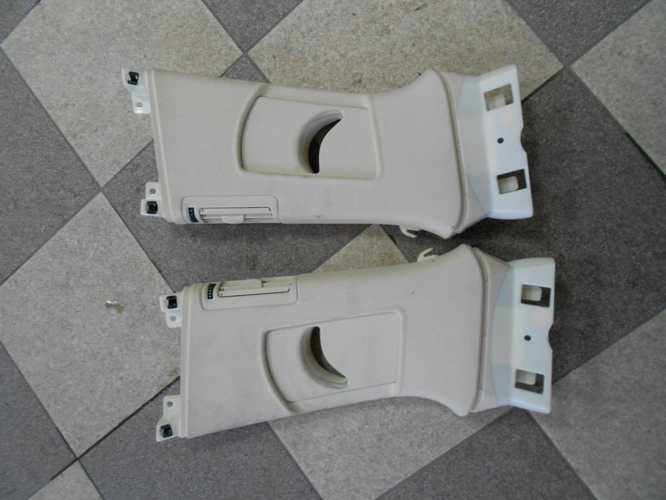 Plastik tapicerka osłona słupek Audi A8 4H0 11r