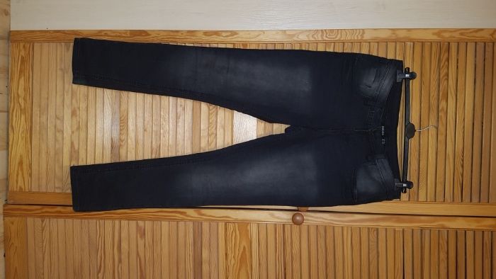Spodnie damskie jeans czarne marki Esmara