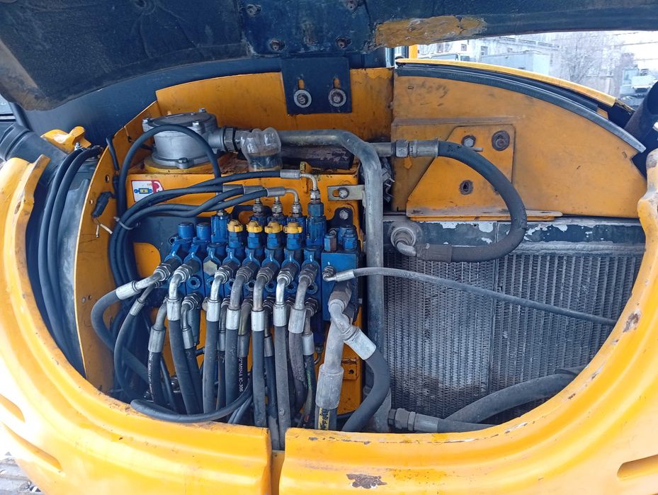 экскаватор JCB8056