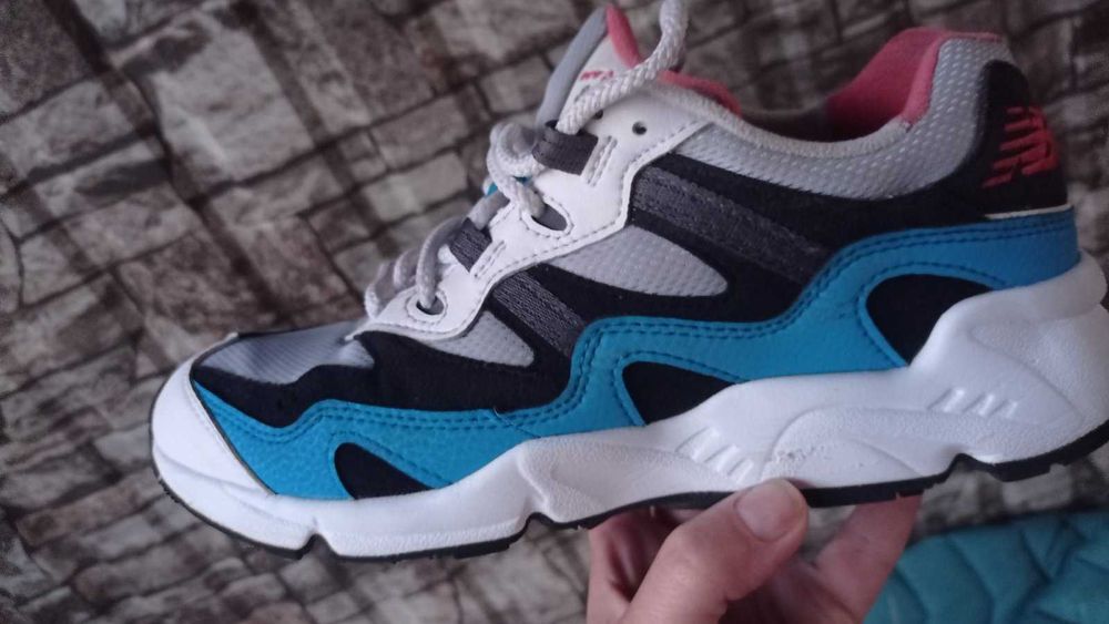 продам чоловічі кросівки NEW BALANCE, 42 розмір в ідеальному стані