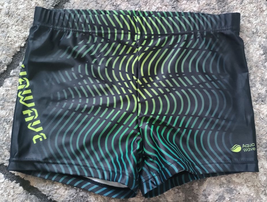 Kąpielówki dla chłopca szorty r.152