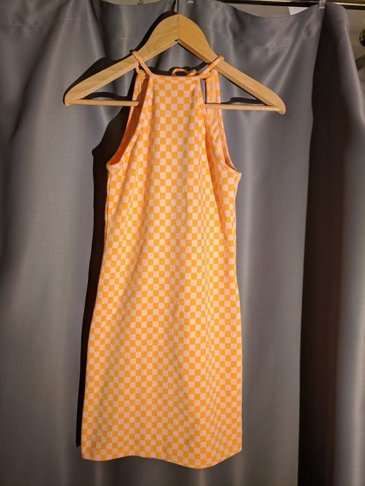 sukienka w kwadraty letnia wiązana na szyi Bershka XS