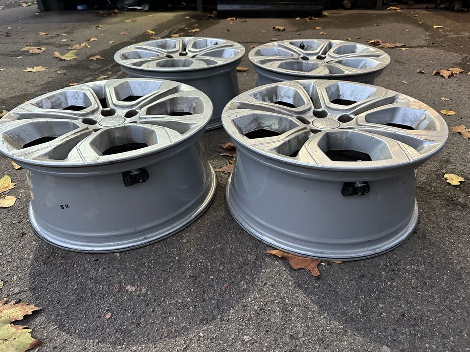 Оригінальні диски Land Rover 18” з датчиками TPMS