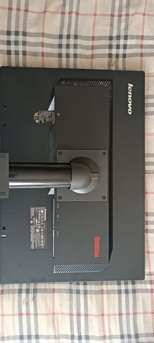 Monitor ótimo de condições Lenovo