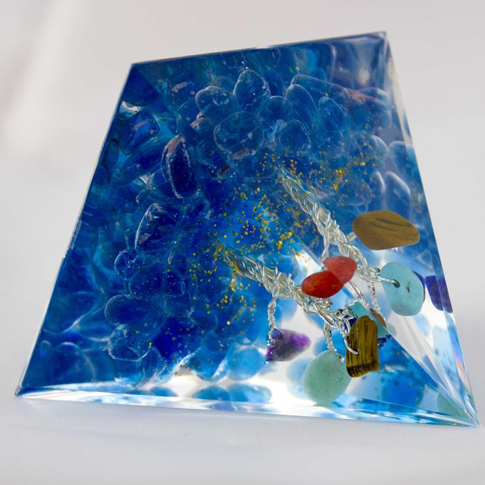 Piramida Orgonitowa Koral Tygrysie Oko Ametyst Lazuryt Turkus 6cm