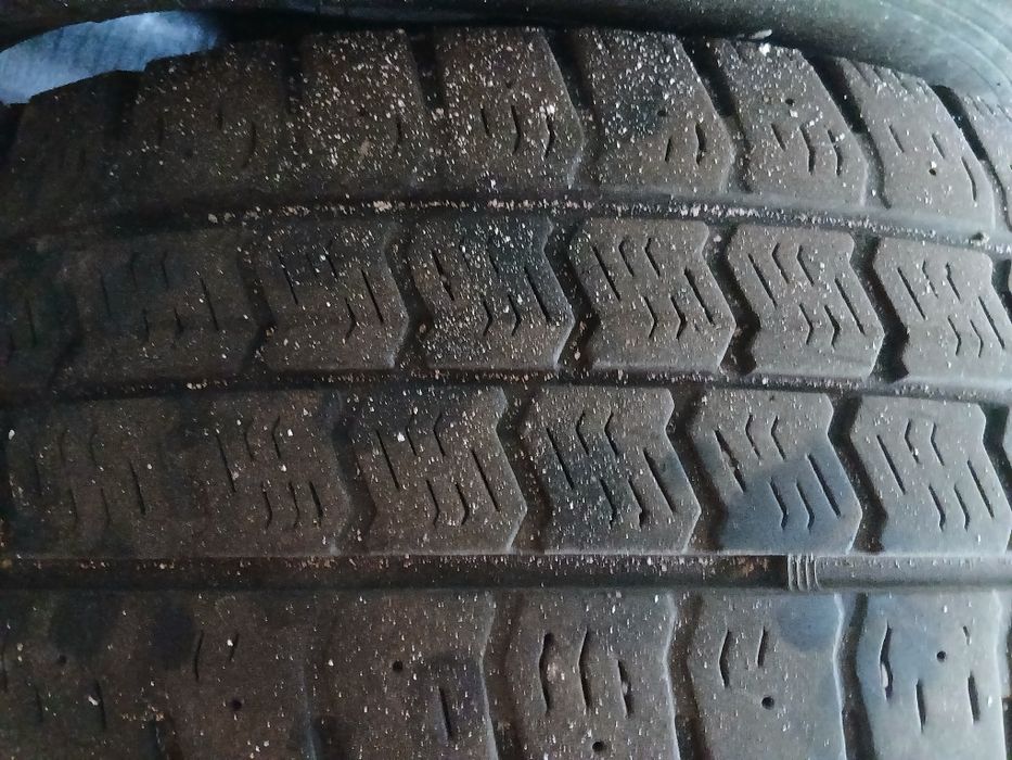 Автошини R16C/215/65