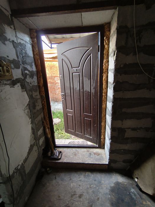 Продаются  2  дома на одном  участке