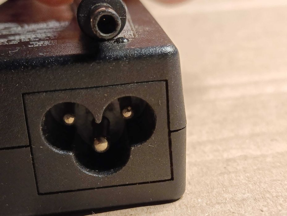 Зарядне до ноутбука блок живлення DELL 19.5V 3.34A 65W (4.5×3.0mm)