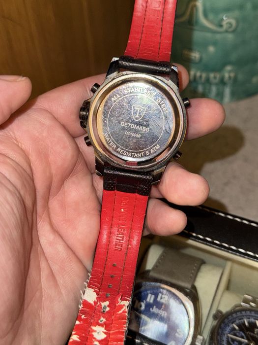 Relogio Detomaso