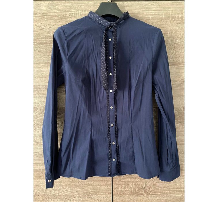 Koszula biurowa elegancka granatowa Orsay XS S wiązana pod szyją