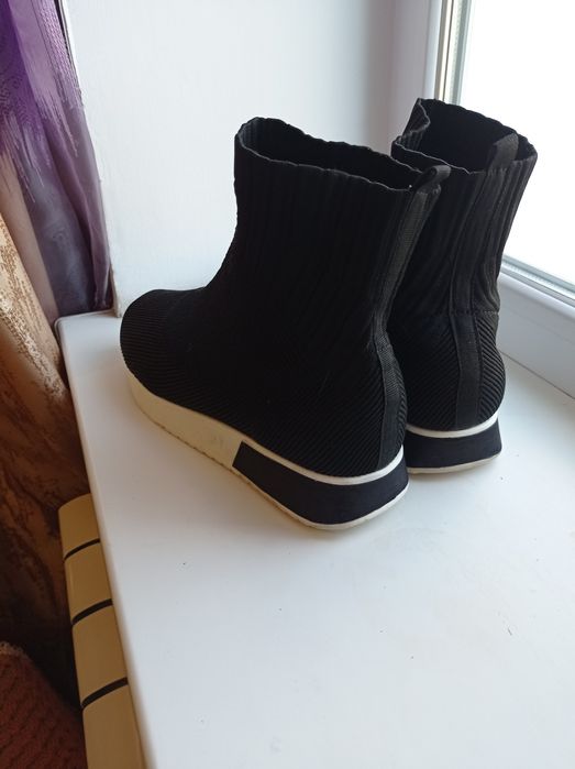 Продам сапожки стрейч