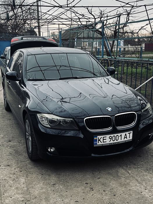 BMW 318i 2008 год