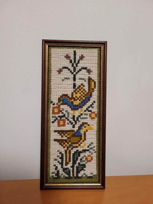 Vertical cross-stitch embroidery frame on canvas, 39 cm x 17 cm
