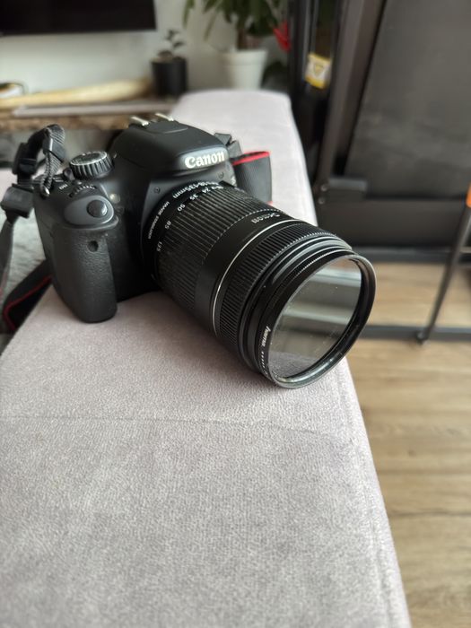 Canon EOS 550d lente 18/135mm