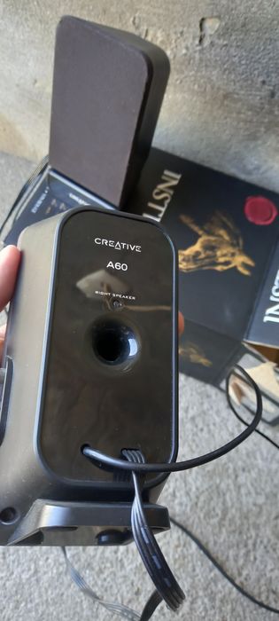 Colunas pc creative A60