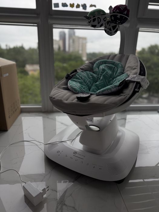 Крісло-гойдалка 4moms MamaRoo 5.0