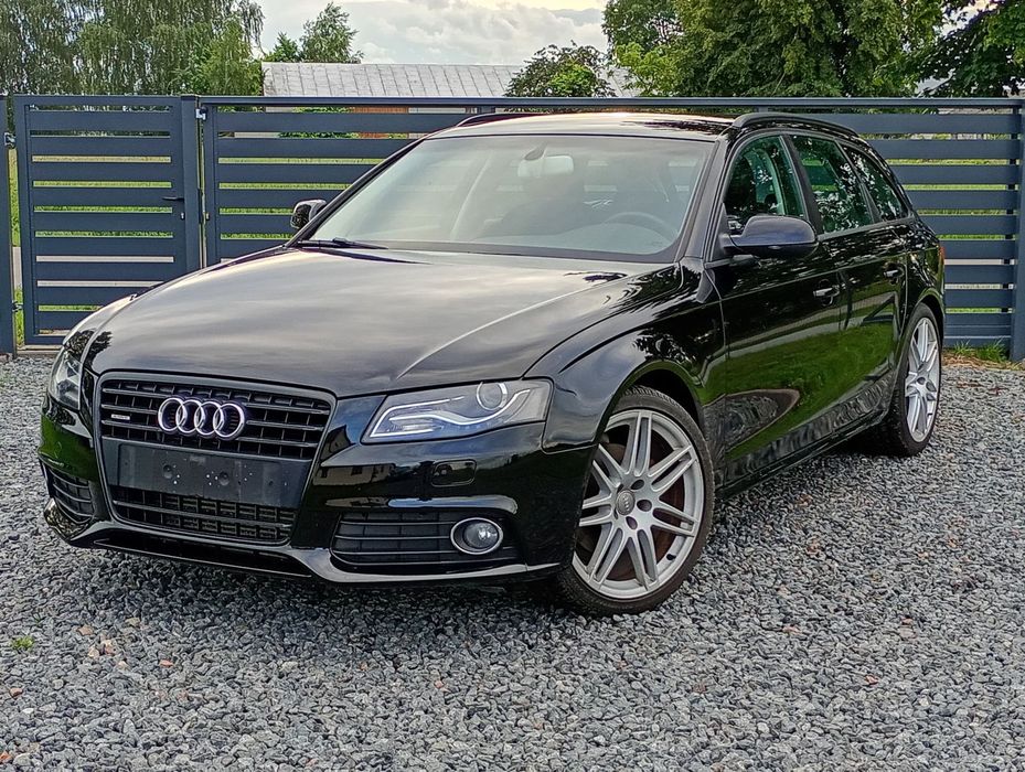 Audi A4 Avant Quattro*Hak*Sline*Black Bandit!!!