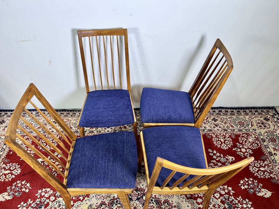 Krzesła PRL R. Hałas 200-157 szczeble buk mat vintage retro
