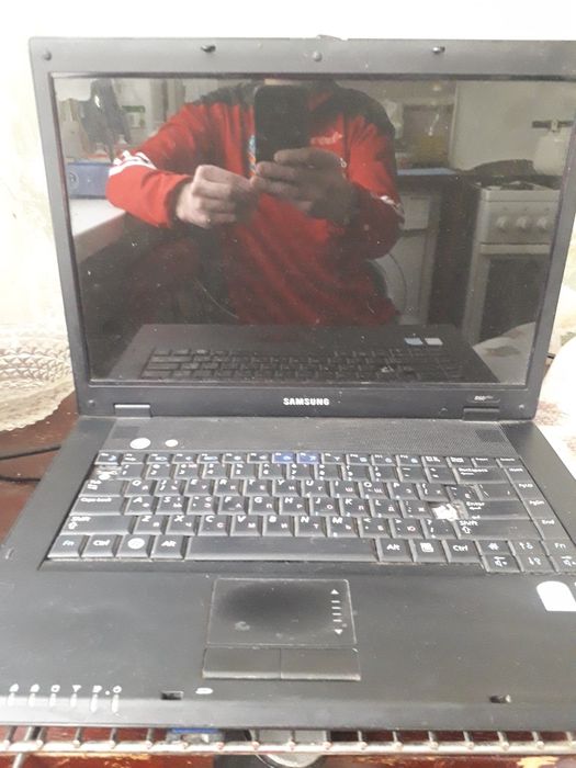 САМСУНГ R60s ноутбуку