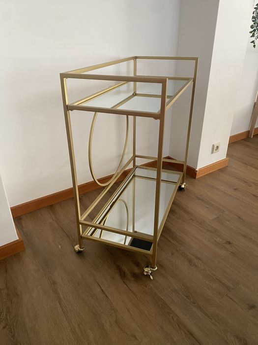 Mesa de apoio de sala / Bar