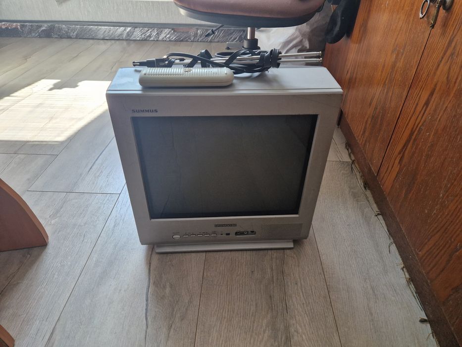 Продам телевізор