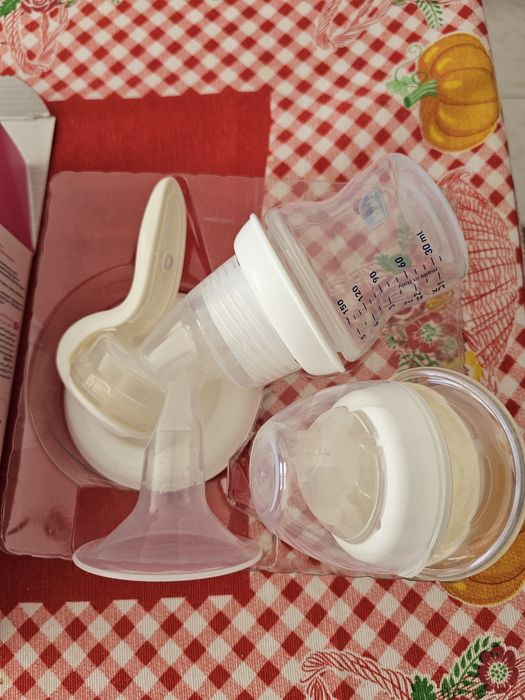 Manual breast pump63825545498371120